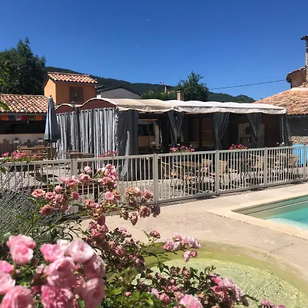 Camping La Mare Aux Fees Roquefeuil