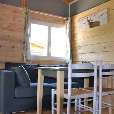 Camping La Mare Aux Fees *